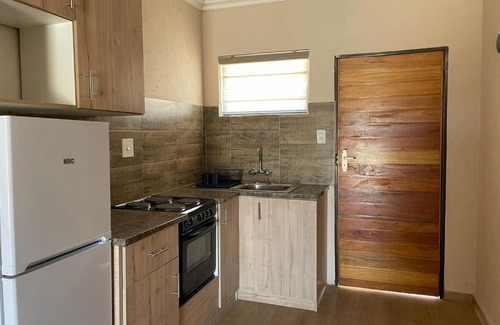 Greater Johannesburg Metropolitan Area Complejo | Sekgome Resort