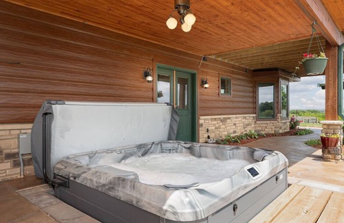 Buchanan County Apartamento | Selah Hills Ranch- East Wing