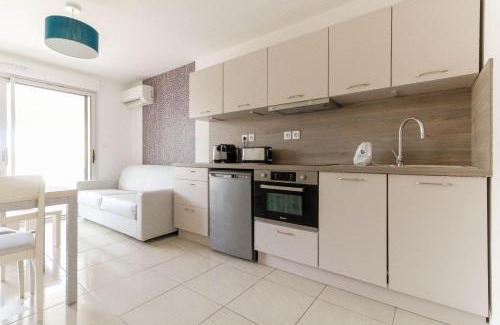 La Faviere Apartamento | SELECT'soHOME - Résidence Le Poséidon - Piscine & Parking - Appartement pour 4 personnes - POS03