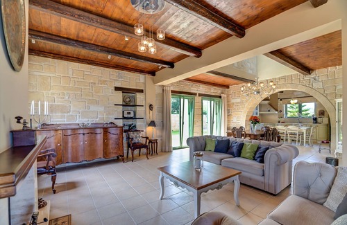 Gerani Villa | SELENE, villa de piedra en Gerani Platanias Creta.
