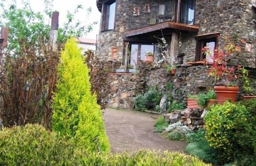 San Miguel del Robledo Cabaña | Casa rural JARA (alquiler íntegro) Jardines del Robledo para 2 personas