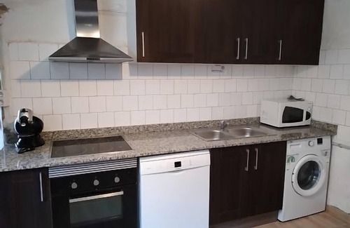 Sant Pere de Torelló Cabaña | Casa rural (alquiler íntegro) Mas El Collell para 12 personas