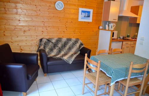 Les Prodains Apartamento | Frío apartamento en polvo por la Piste