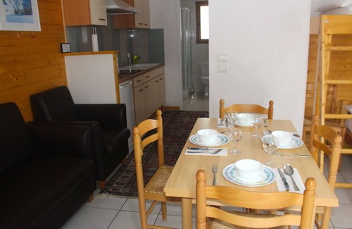 Les Prodains Apartamento | Frío apartamento en polvo por la Piste