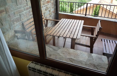 Berzosa del Lozoya Cabaña | Casa rural (alquiler íntegro) El Esguizaro para 4 personas
