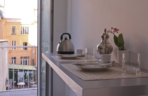 Rione III Colonna Apartamento | Al Apartamento Romano Ático