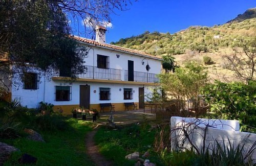 Gaucín Cabaña | Casa rural (alquiler íntegro) Cortijo Arroyo del Moro para 8 personas