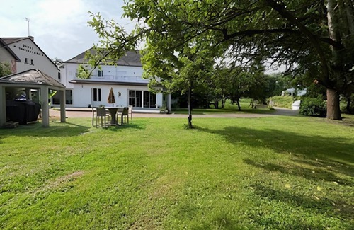 Amboise Cabaña | Gîte-La Plume-Villa-Baño en la habitacion-Vista al Parque