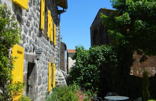 Bains Casa | Casa rural en el pueblo a 10 kms de PUY EN VELAY
