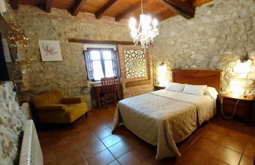 Cue Cabaña | Casa rural de alquiler íntegro. Ideal grupos grandes. 14 plazas + 4 suplt.