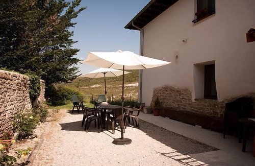 Urraul Bajo Cabaña | Casa rural (alquiler íntegro) El Torreón de la Bruna para 16 personas