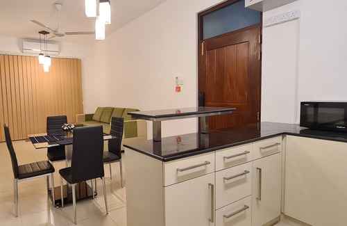 Homagama Apartamento | Self Catering Flat (2 BHK AC/HW) at Homagama MCR