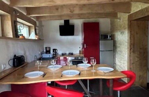 Ploneour-Lanvern Casa | Self-catering cottage near Bigouden beaches. Pets welcome