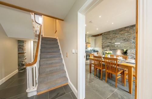 Dyffryn Ardudwy Cabaña | Self Catering Accommodation on a Working Farm | Faeldre