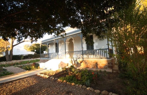 Calitzdorp Casa | Casa en alquiler en Calitzdorp con aire acondicionado y piscina