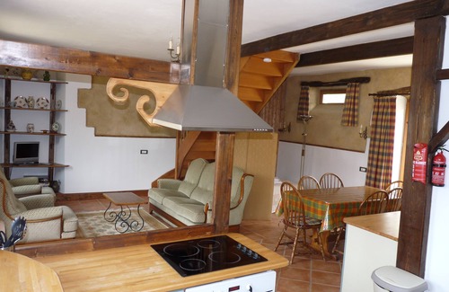 Corseul Cabaña | Casa rural (alquiler íntegro) La Julerie para 6 personas