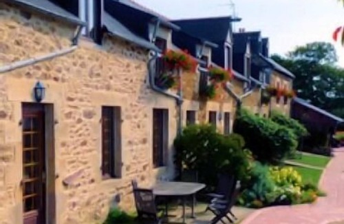 Corseul Cabaña | Casa rural (alquiler íntegro) La Julerie para 6 personas