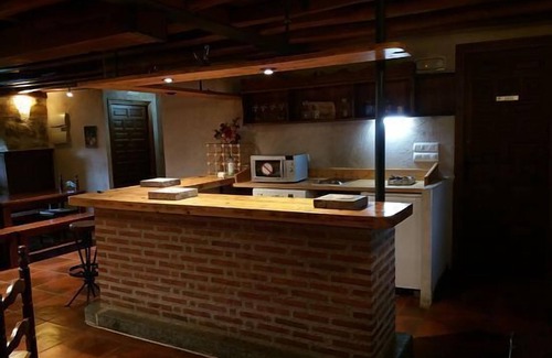 Cillán Cabaña | Casa rural (alquiler íntegro) Las Henrenes para 8 personas