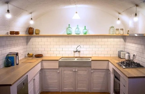 Vilanant Cabaña | Preciosa masia con jardín y piscina para 16 personas, ideal familias y amigos