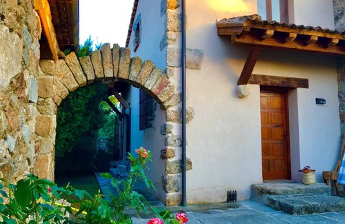 Sotosalbos Cabaña | SALTUS ALVUS-CASITA DEL JARDIN casita con encanto 2p Sotosalbos 10’ de Segovia