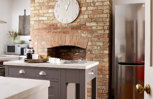 Stamford Casa | Casa de pueblo de época elegante con cocina en Stamford