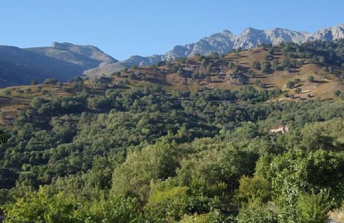Candeleda Cabaña | Casa rural (alquiler íntegro) Valle de Gredos para 10 personas