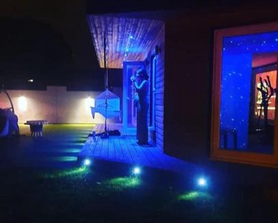 Cribbs Causeway Apartamento | Self contained cabin, firepit, NR MOD aztec, m5, m4
