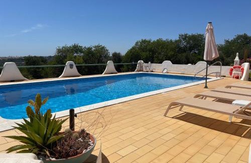 Albufeira Apartamento | Self-contained floor of Quinta/Villa
