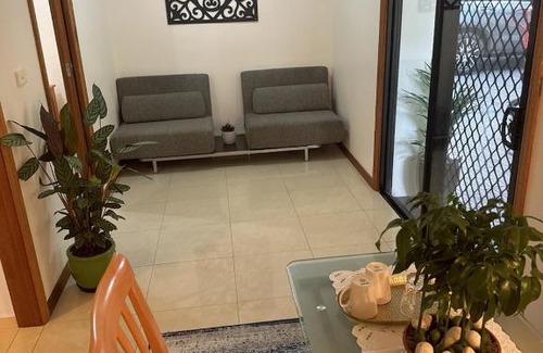 Bankstown Apartamento | Self Contained Granny Flat - 2 BR