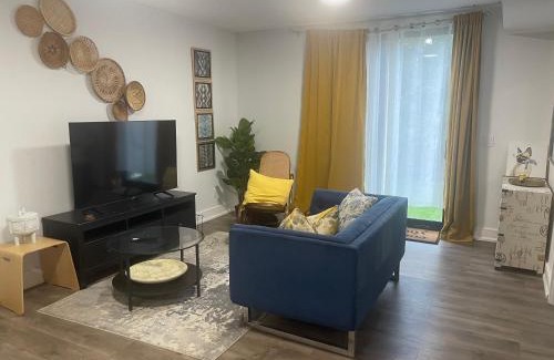 Durham Region Apartamento | Self contained lower level 1 Bedroom apartment