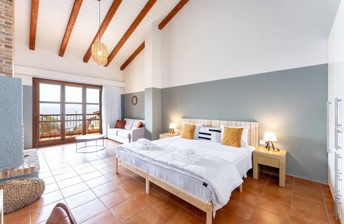Limni Hotel | Selina Kaminos Evia