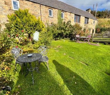 Helmsdale Cama Y Desayuno | Selkie House Sea Song