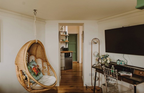 Portpatrick Cabaña | Selkie’s Haven: Beachfront Ultra Lux Paradise