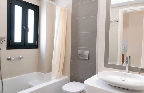 Perissa Hotel | Sellada Beach