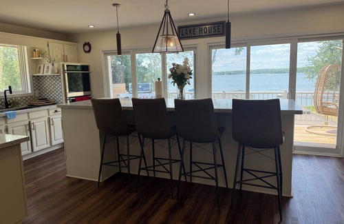 Selwyn Cabaña | Selwyn Buckhorn Lakehouse