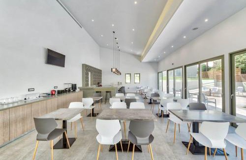 Argassi Hotel | Semes