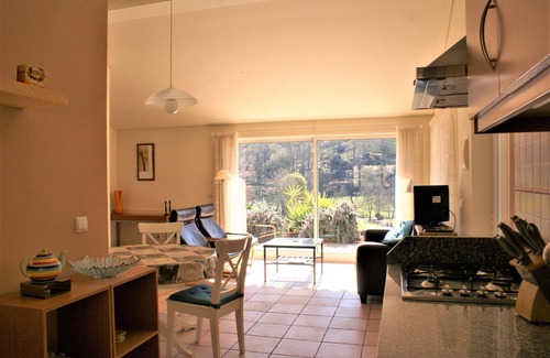 Covas Casa | Semi-detached home in Covas with shared pool