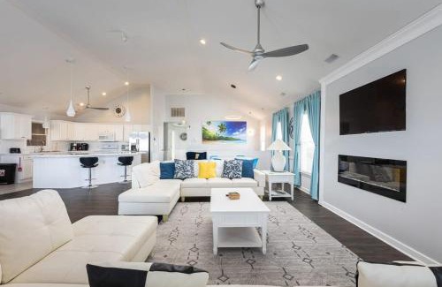 South Nags Head Casa | Semi-Oceanfront 8 bed with Pool Spa Ocean Views
