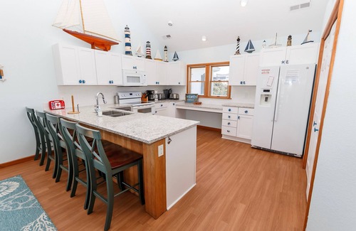 Whalehead Beach Casa | Semi-Oceanfront, Priv Pool, Hot Tub, ELEV, Rec Rm-WL980, OBX Beach Bliss