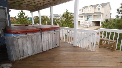 Ocean Sands Casa | Semi-Oceanfront, Rec Room, Close to beach, Pool, OS1D, Sea Senorita