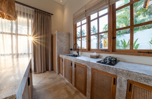 Singakerta Villa | Semiramida Villa by EVDEkimi - Elegant 2BR with Pool, Open-air bath, Patio