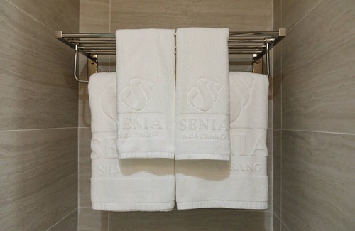 Vinh Hai Hotel | Senia Hotel