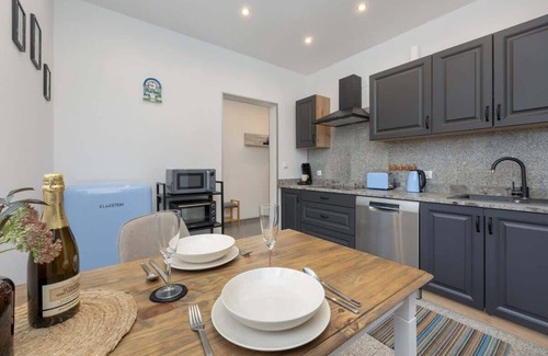 Swinoujscie Apartamento | Senko Apartment | Spacious | Garden | Parking