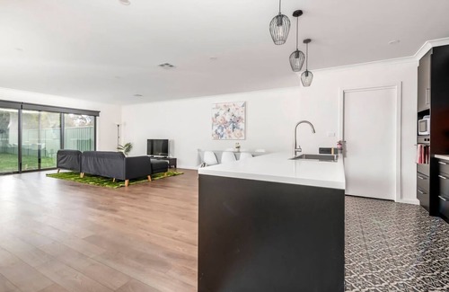 Hawker Casa | Sensational New Townhouse