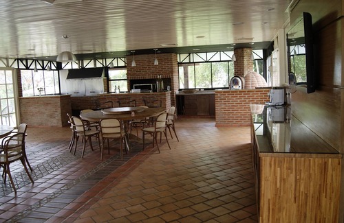 Cabreuva Casa | Sitio sensacional, muchas opciones de ocio !!!