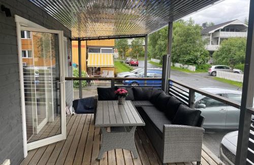 Mosjoen Apartamento | Sentralt beliggende moderne leilighet