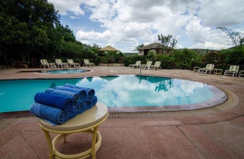 Ololaimutiek Cabina | Sentrim Mara Lodge