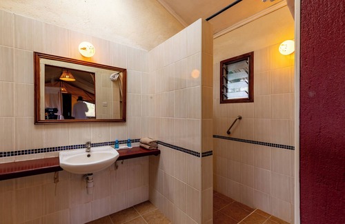 Voi Otro | Sentrim Tsavo Lodge