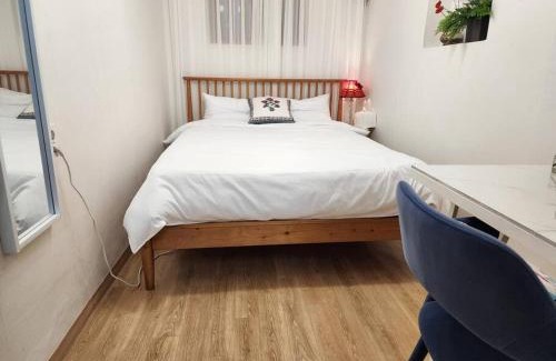 Seochon Casa | Seochon Orak Stay