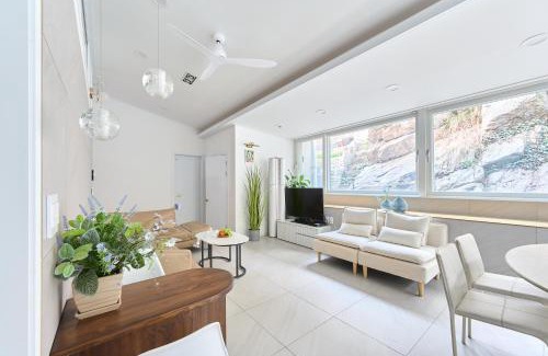 Seochon Casa | Seochon Secret Cave House